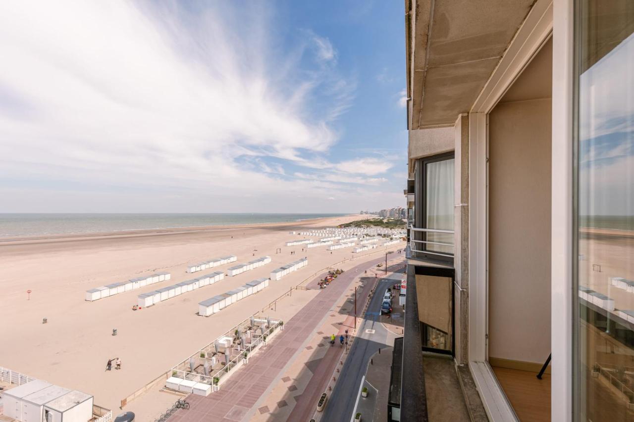 Stunning Seaview Apt On 7Th Floor At Beachfront Knokke-Heist Bagian luar foto